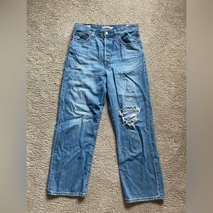 Levi’s Ribcage Straight Blue Jeans size 28